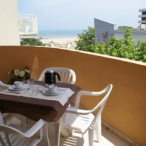 Domus Aparthotel Rimini