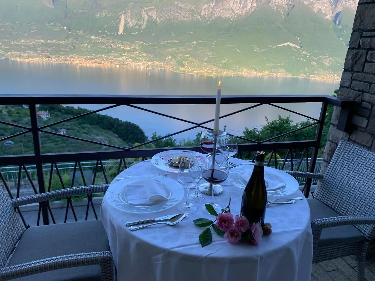 Village Hotel Lucia Tremosine