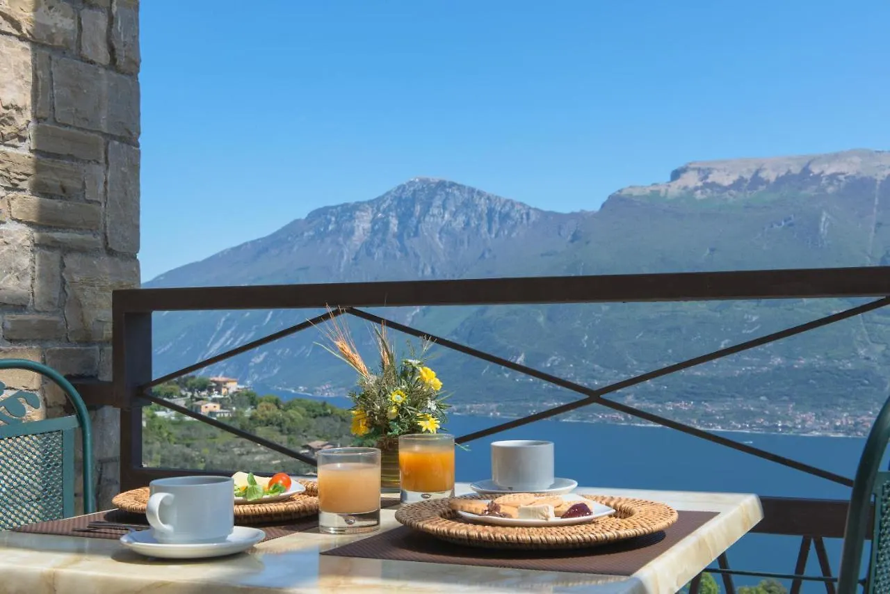 Village Hotel Lucia Tremosine 3*,  Италия