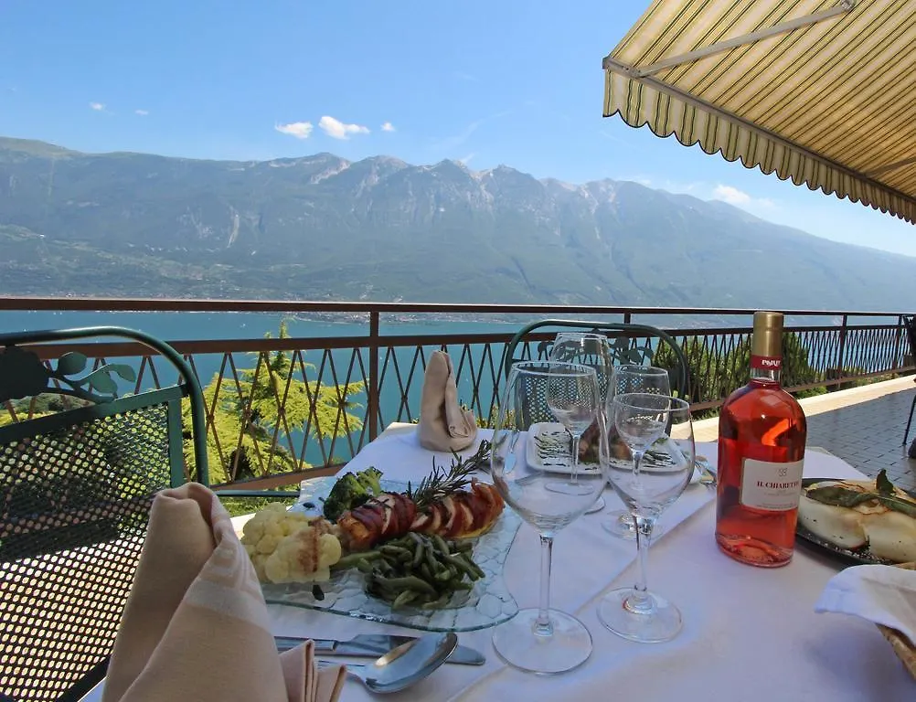 Village Hotel Lucia Tremosine
