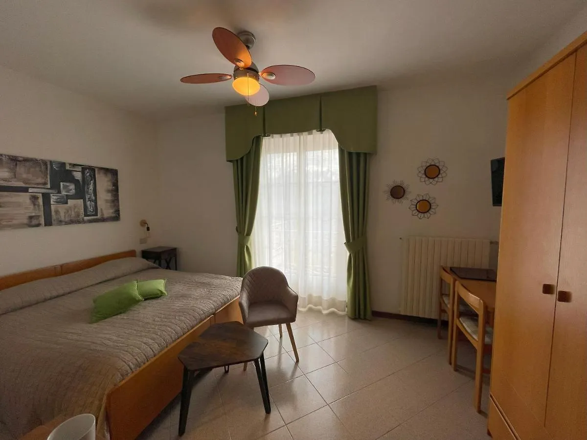 Village Hotel Lucia Tremosine