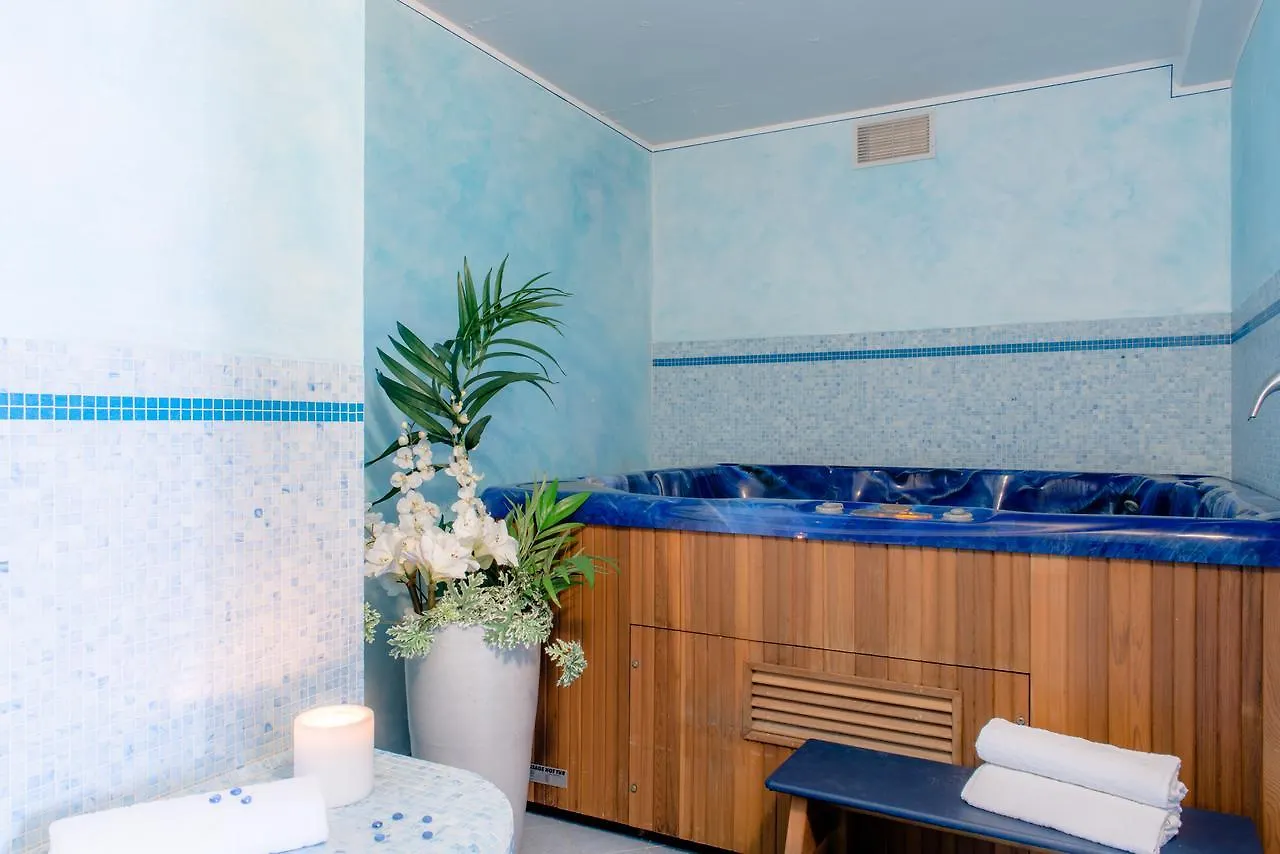 Village Hotel Lucia Tremosine
