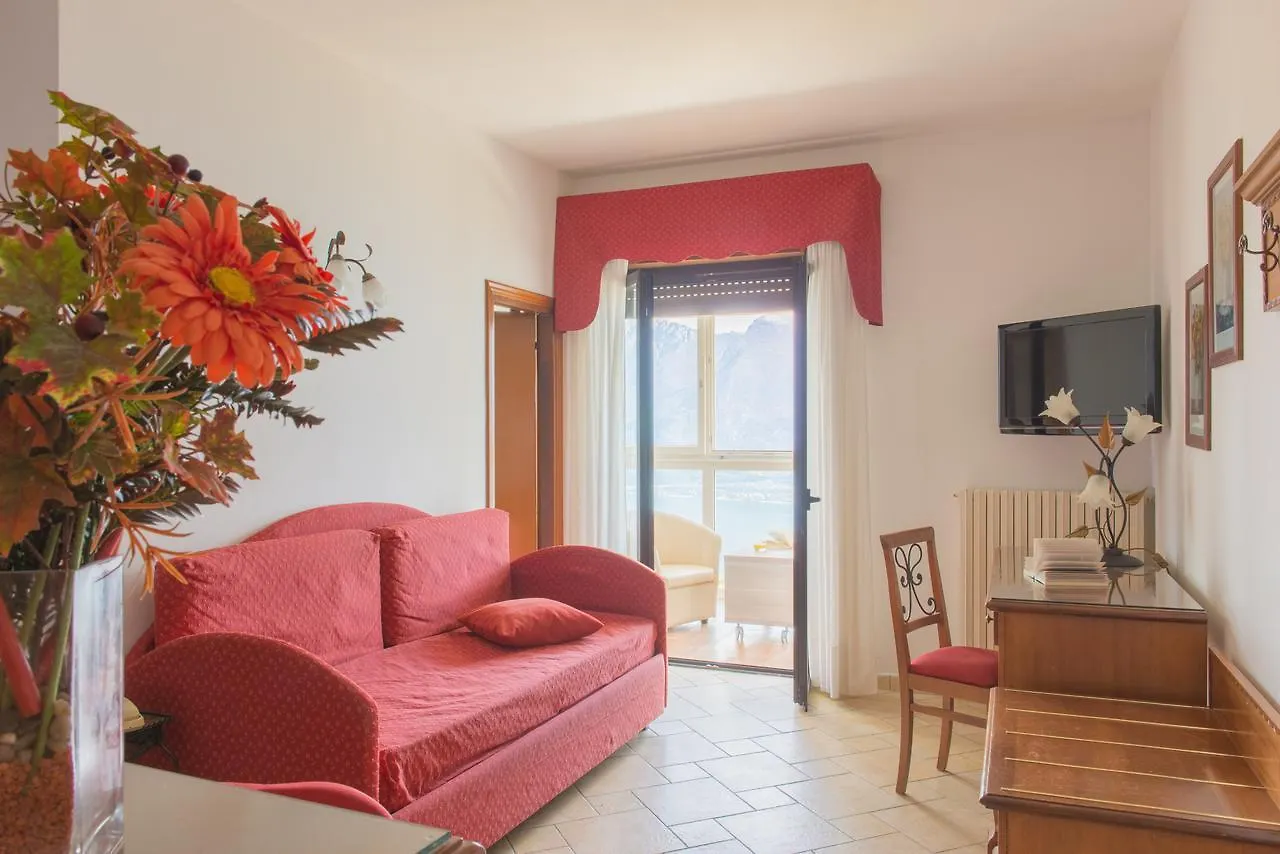 Village Hotel Lucia Tremosine 3*,  Италия