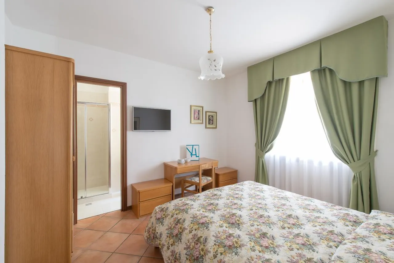 Village Hotel Lucia Tremosine