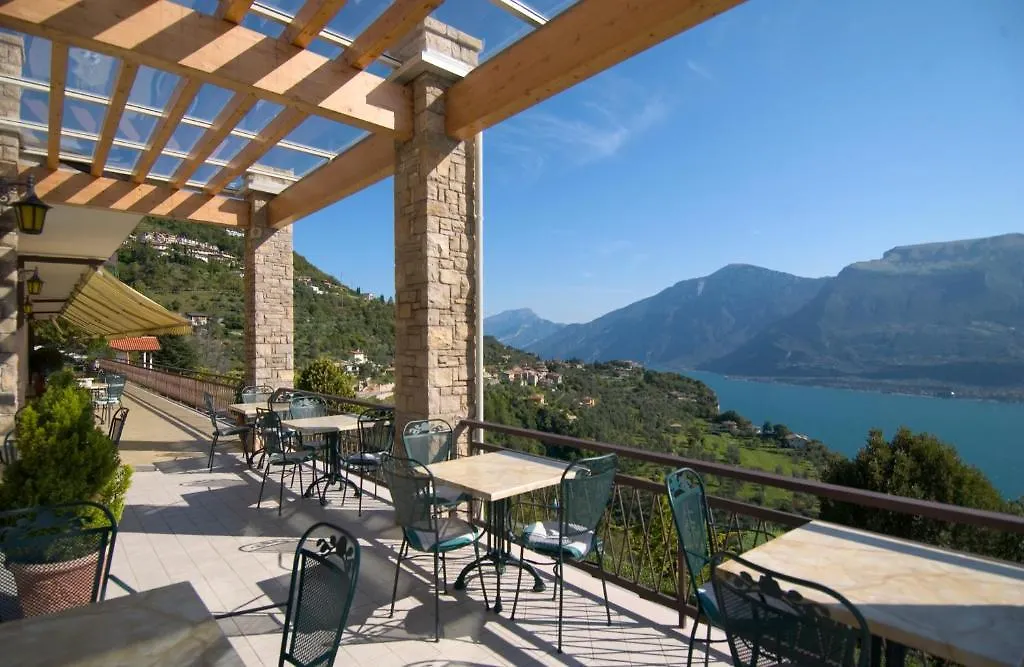 Village Hotel Lucia Tremosine